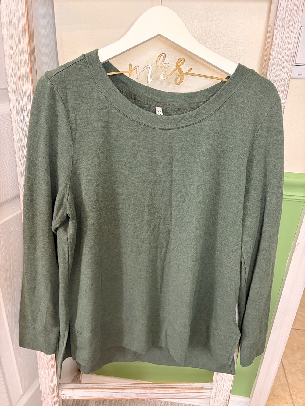🍃 Soma Soft Green Pullover Sweatshirt Top Size Large